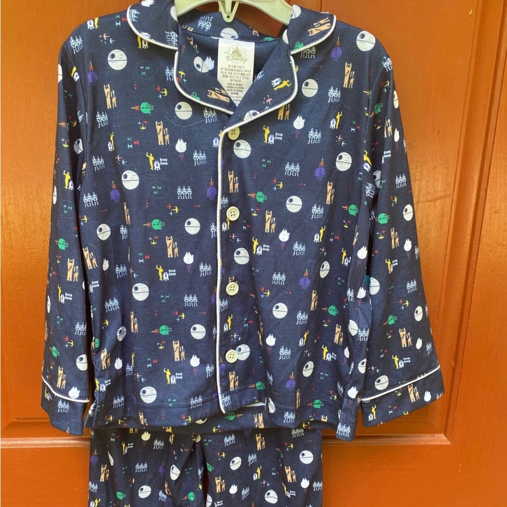 NWT Disney Star Wars Pajama Set Kids